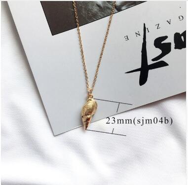 New Fashion Gold Alloy Necklace for Women - Model Conch Pendant Necklace, Summer Jewelry, Starfish Necklace