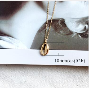 New Fashion Gold Alloy Necklace for Women - Model Conch Pendant Necklace, Summer Jewelry, Starfish Necklace