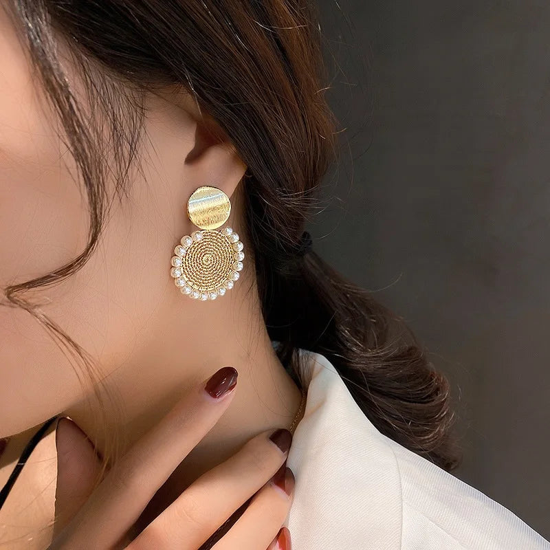 Fashion Jewelry-Accessories Geometry Hollowed Out Circular Pearl Earrings Temperament Tonghua Earrings