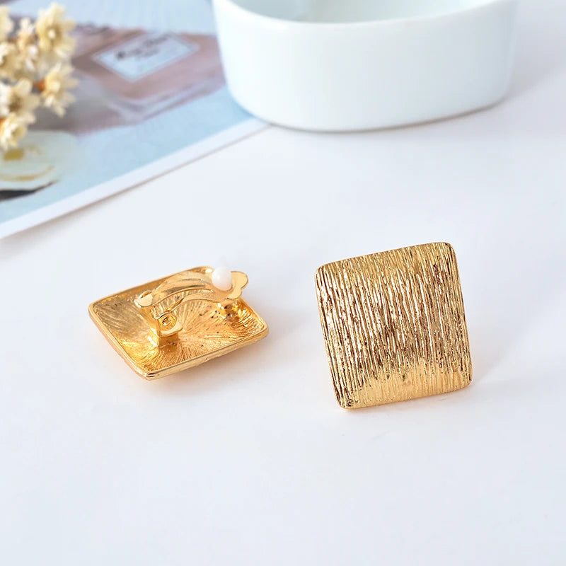 New Sweet Contracted Geometric Square Clip Earrings Ear Clip Alloy Electroplating Golden Girl Wedding Jewelry