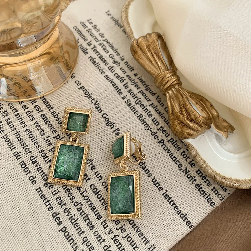 Vintage Simple Green Crystal Square Clip on Earrings Baroque Green Resin Stone Geometric Clip on Earrings Without Piercing Women