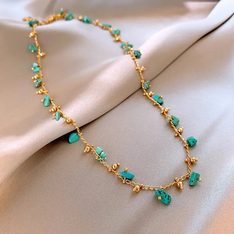 Natural Irregular Green Stone Pendant Gold Color Chain Necklace  Fashion Jewelry For Women's Neckchain Neck Accessories