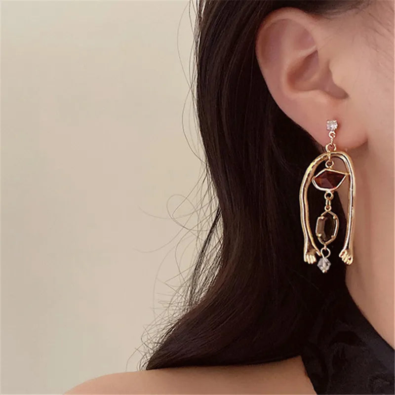 Vintage Abstract Art Style Asymmetric Drop Earrings For Women