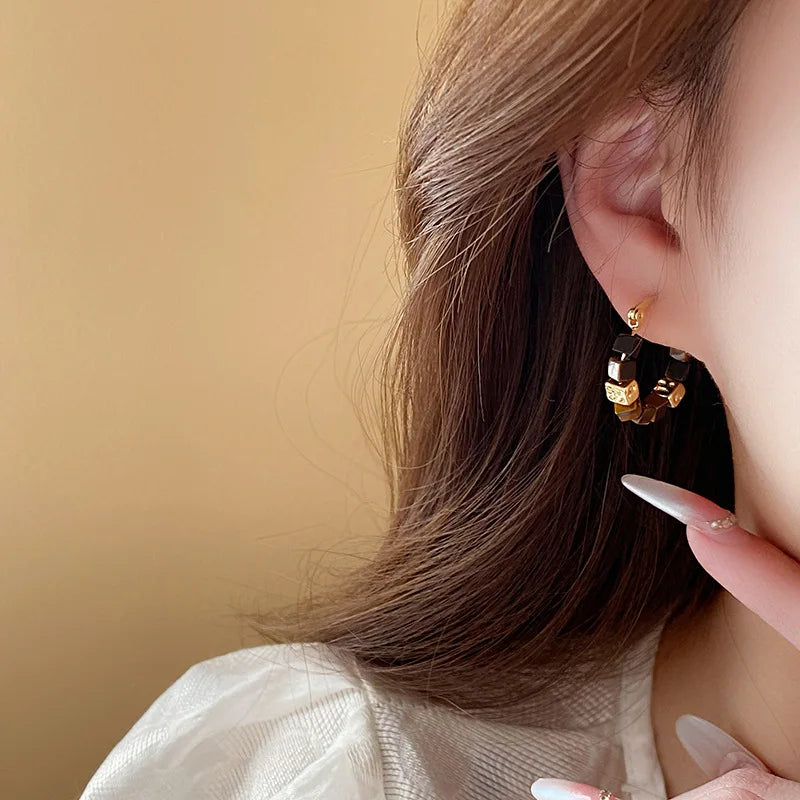 New Arrival Korean Retro Elegant Elegant Square Hoop Earrings For Women Fashion Sweet Geometry Jewelry Accessories