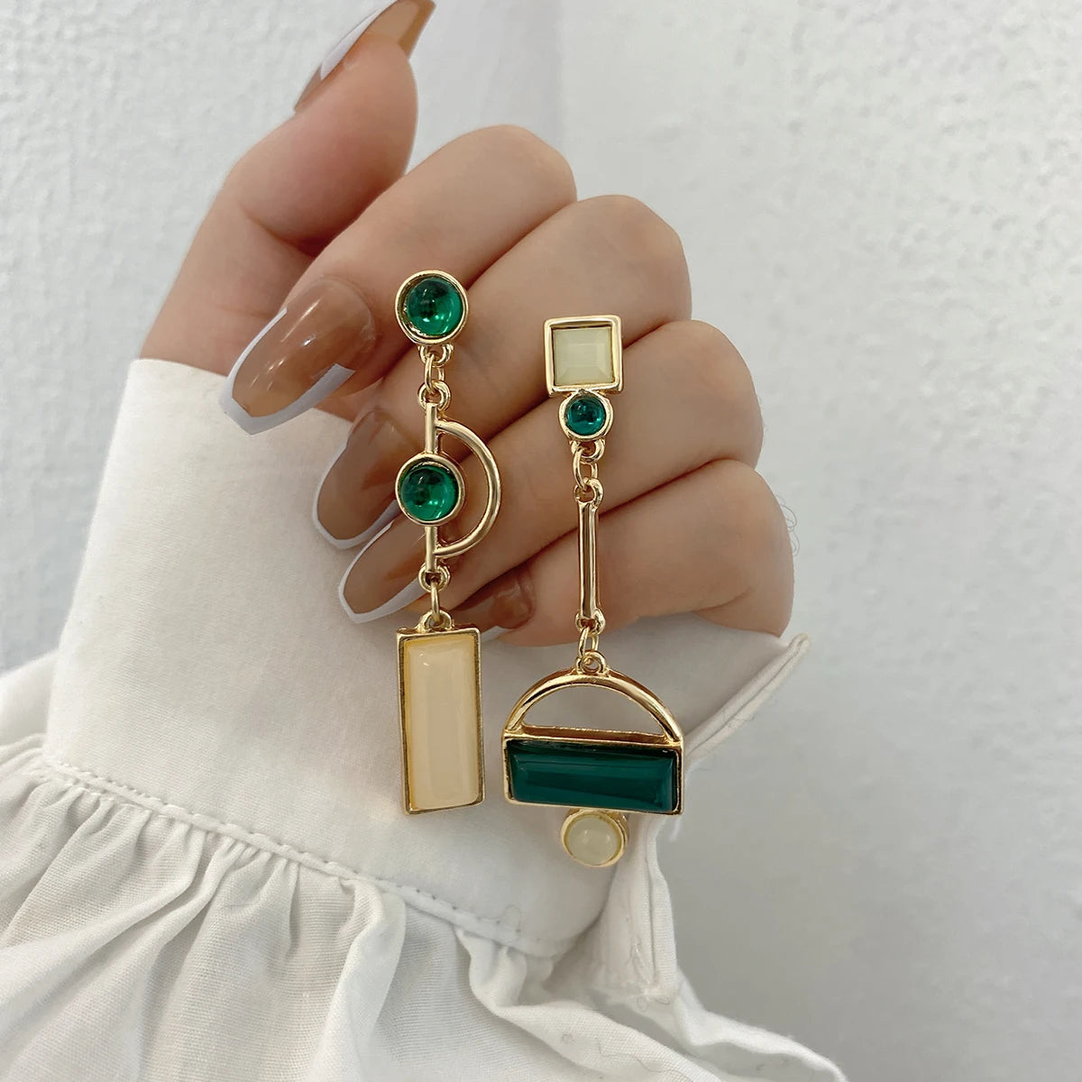 Asymmetry Irregular Enamel Geometric Drop Earrings for Women Gold Color Hollow Rhinestone Metal Hanging Dangle Earrings