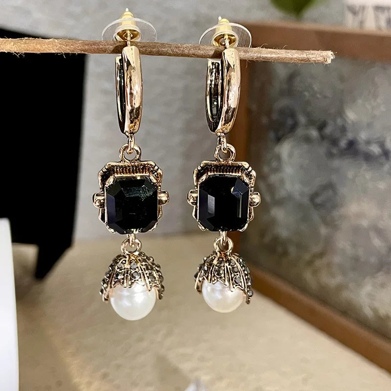 Black Crystal Earrings for Women Medieval Vintage Pearls Elegant Jewelry Palace Style Sweet Pendientes Mujer