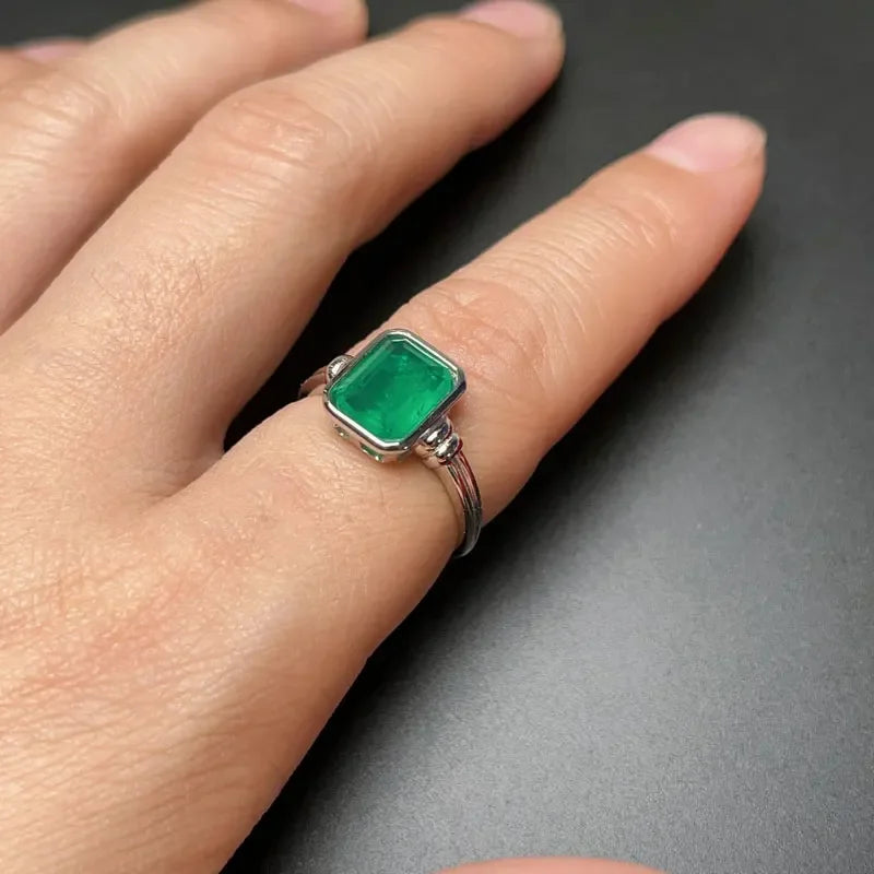 Solid 925 Silver Gemstone Ring for Engagement 7mm*9mm Mad Emerald Color Crystal Ring with 3 Layers 18K Gold Plating