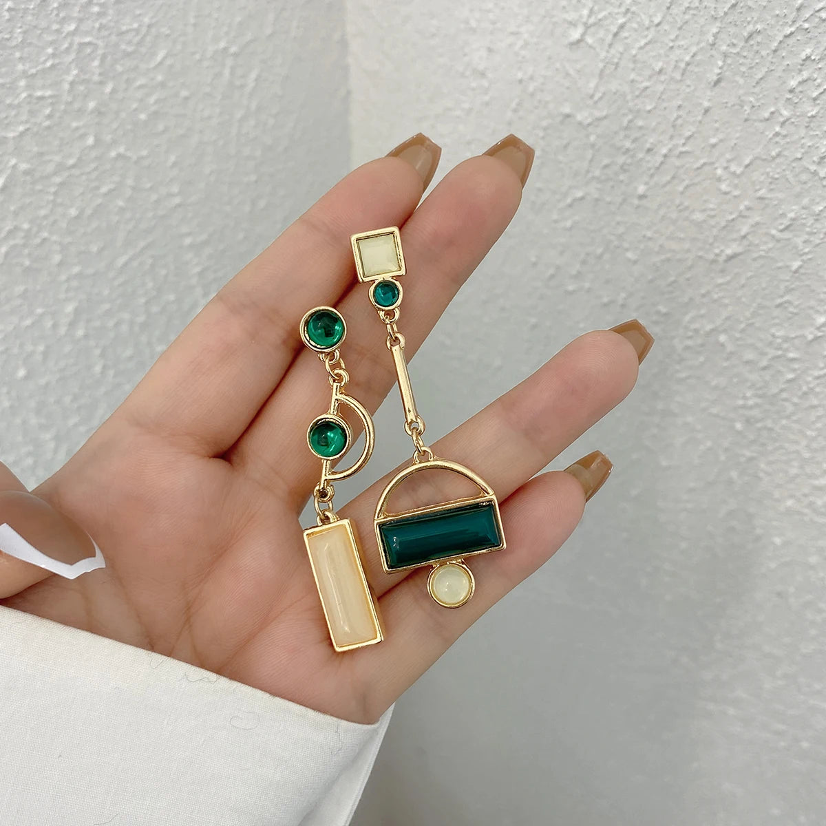 Asymmetry Irregular Enamel Geometric Drop Earrings for Women Gold Color Hollow Rhinestone Metal Hanging Dangle Earrings