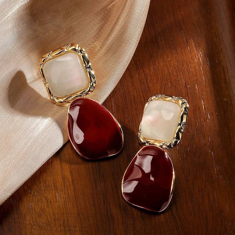 French Retro Elegant Water Drop Wine Red Female Earrings Small Earrings Christmas Gift Jewelry Wholesale Pendants