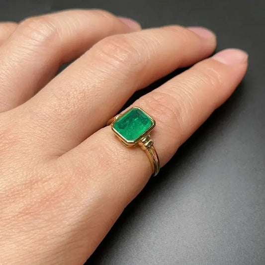 Solid 925 Silver Gemstone Ring for Engagement 7mm*9mm Mad Emerald Color Crystal Ring with 3 Layers 18K Gold Plating